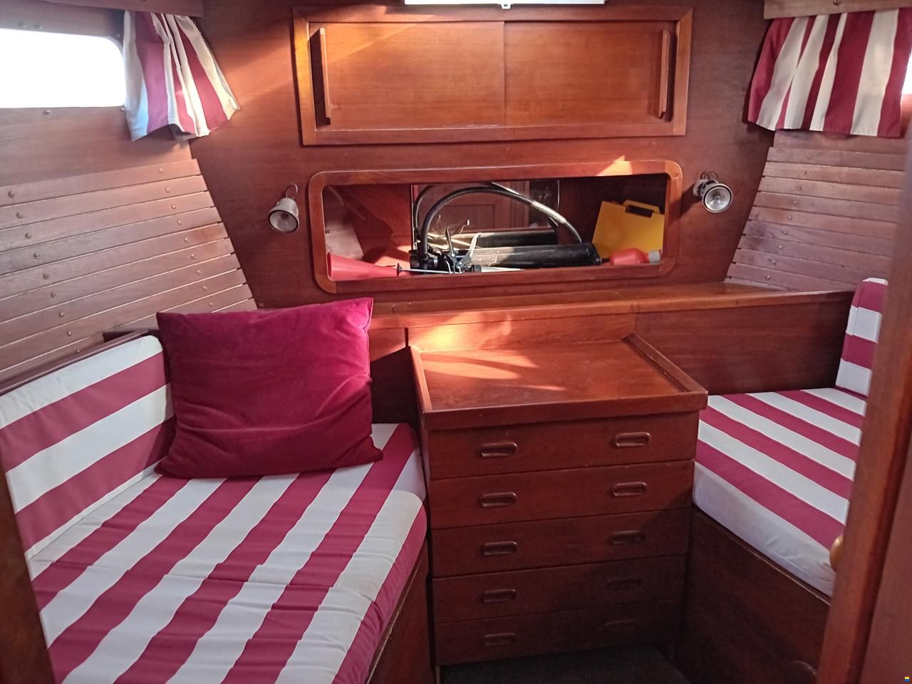 Sitala Yachts NAUTICAT 33