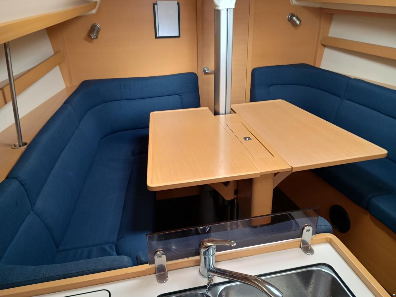 Elan 340