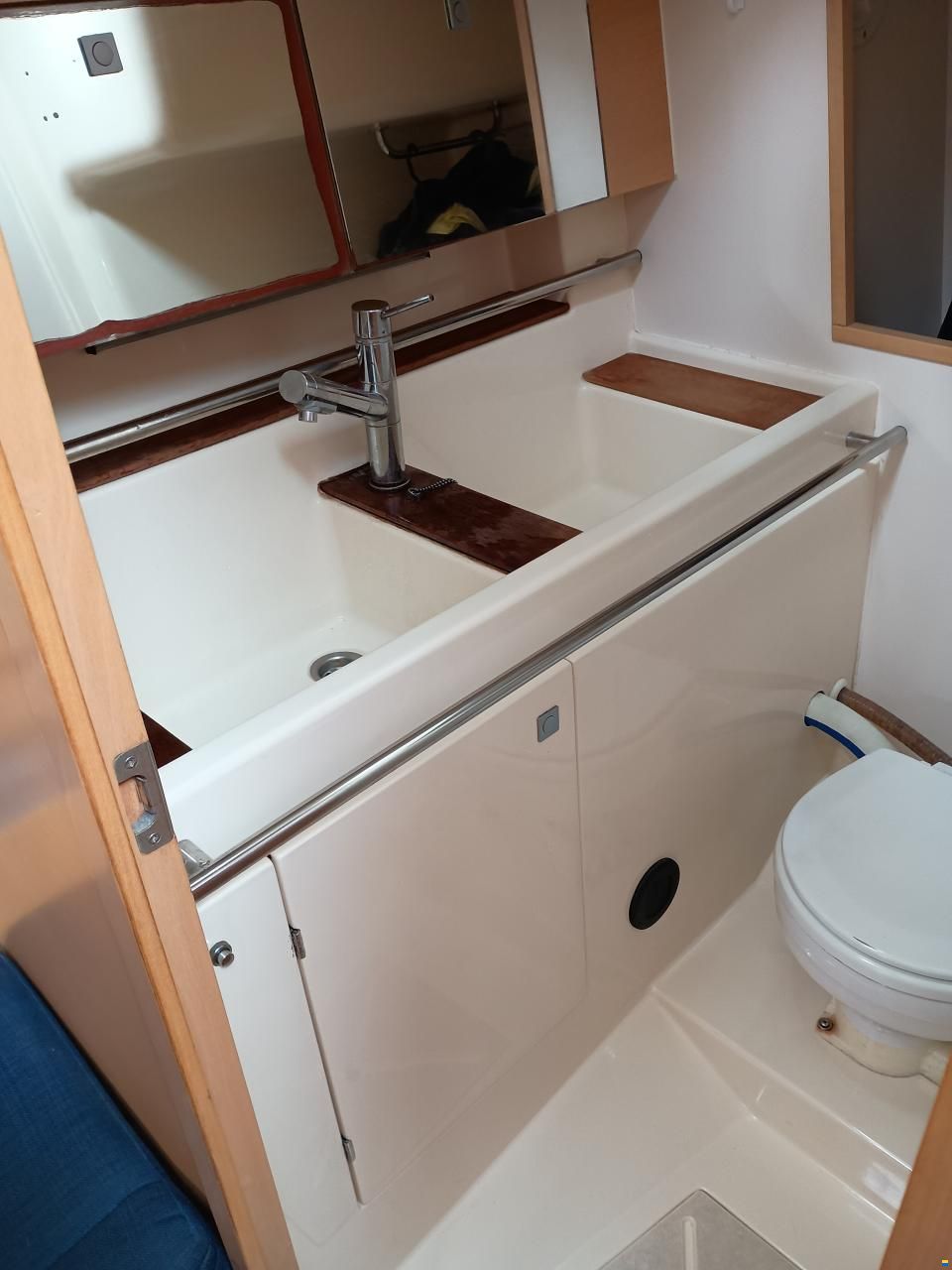Elan 340