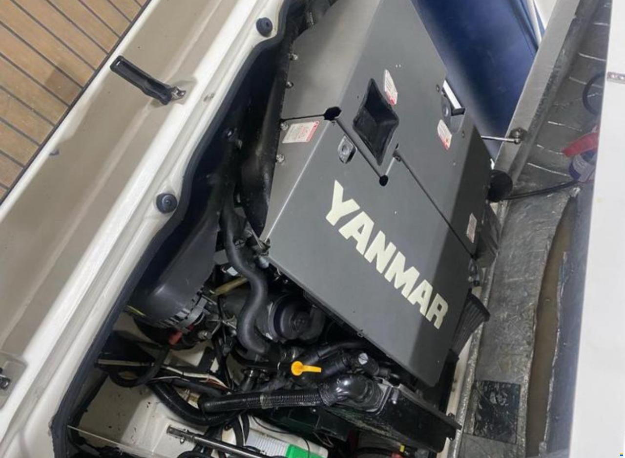 Williams Dieseljet 565 • 180 HP Yanmar •