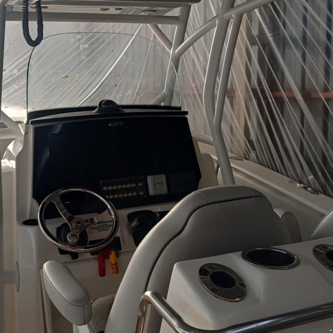 Sea Fox 288 commander