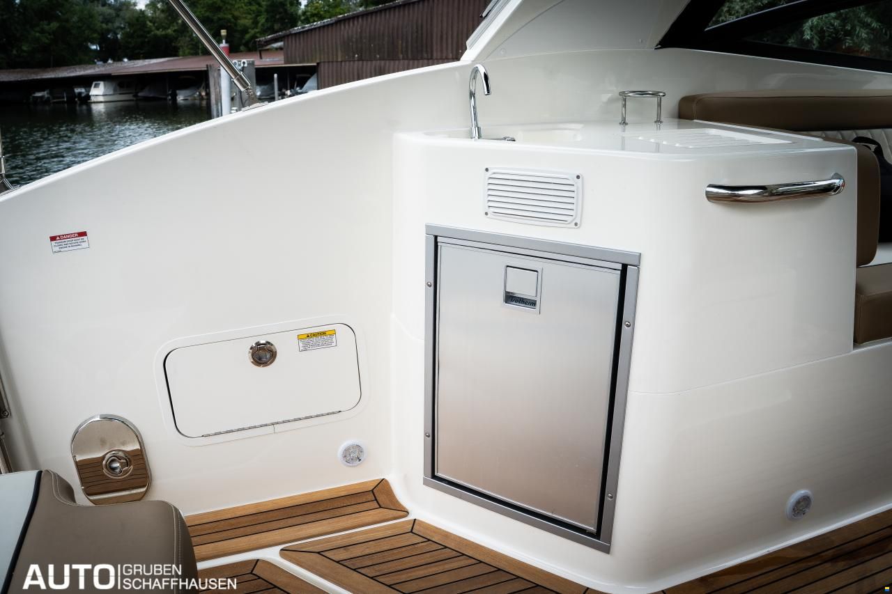 Bayliner Ciera 8