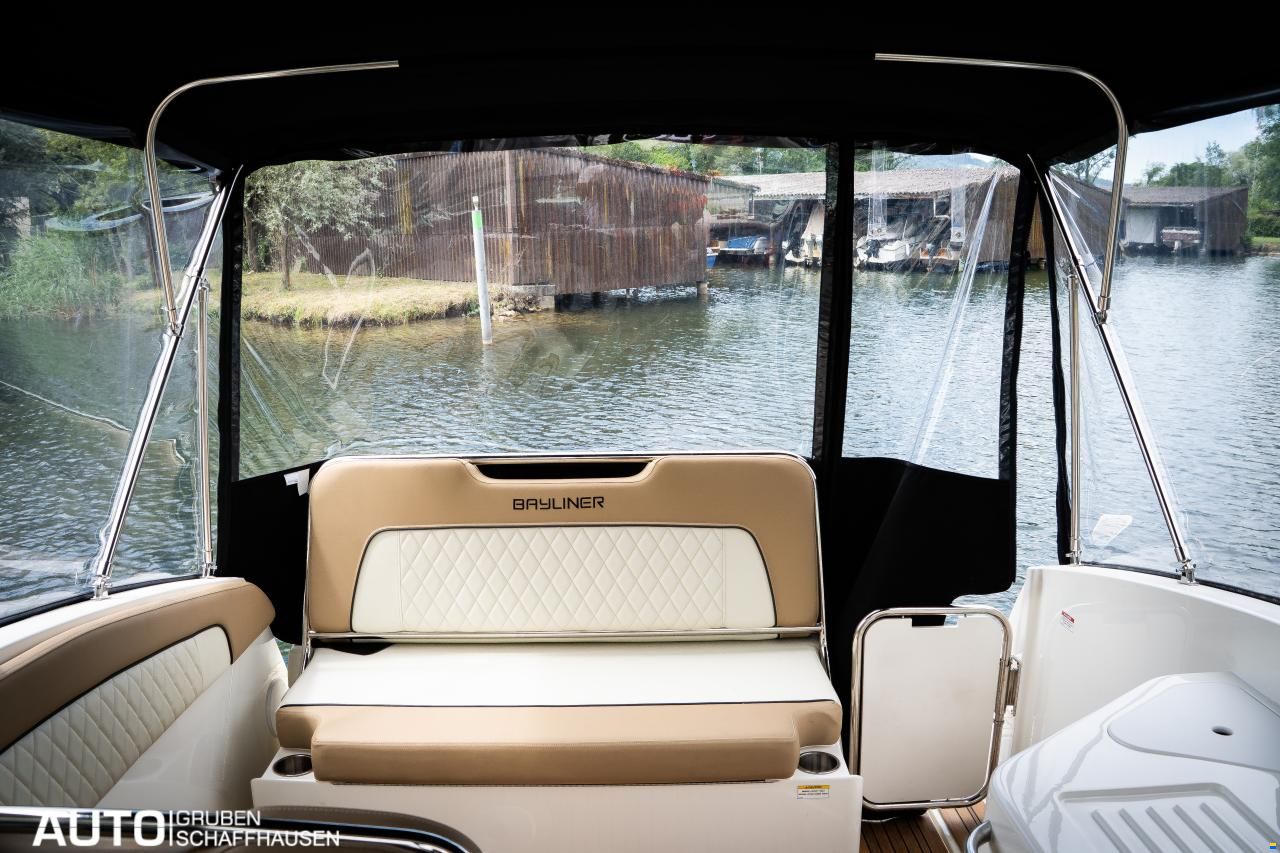 Bayliner Ciera 8