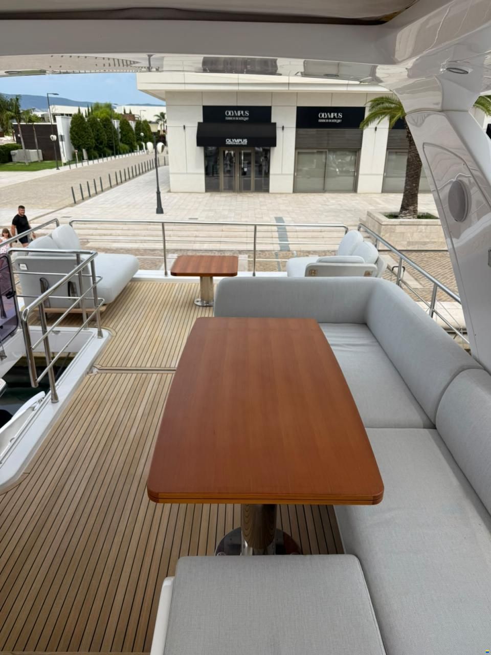 Azimut 60 Flybridge