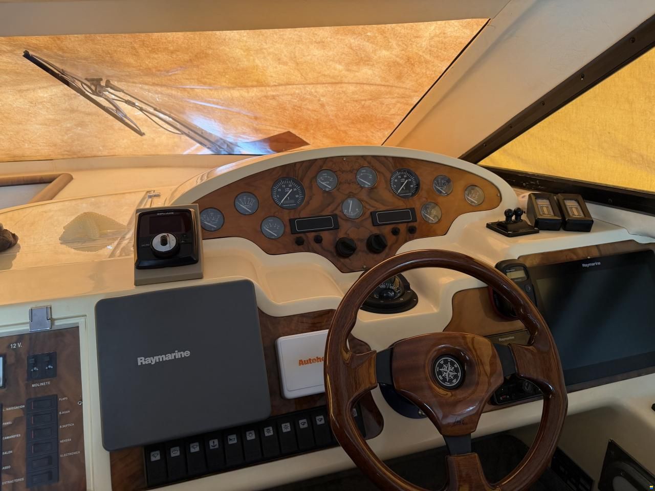 Astondoa 39AS
