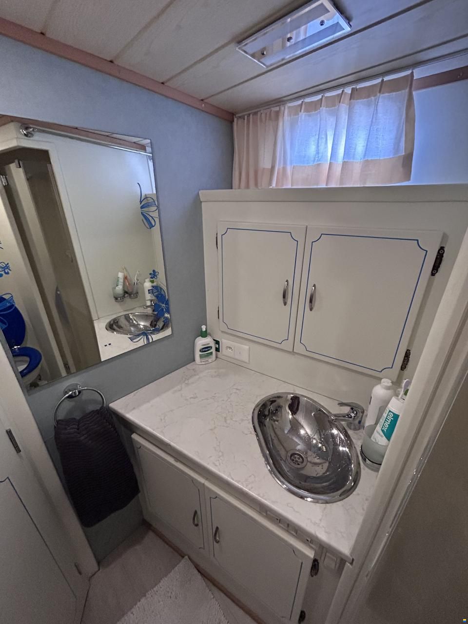 Tollycraft 37