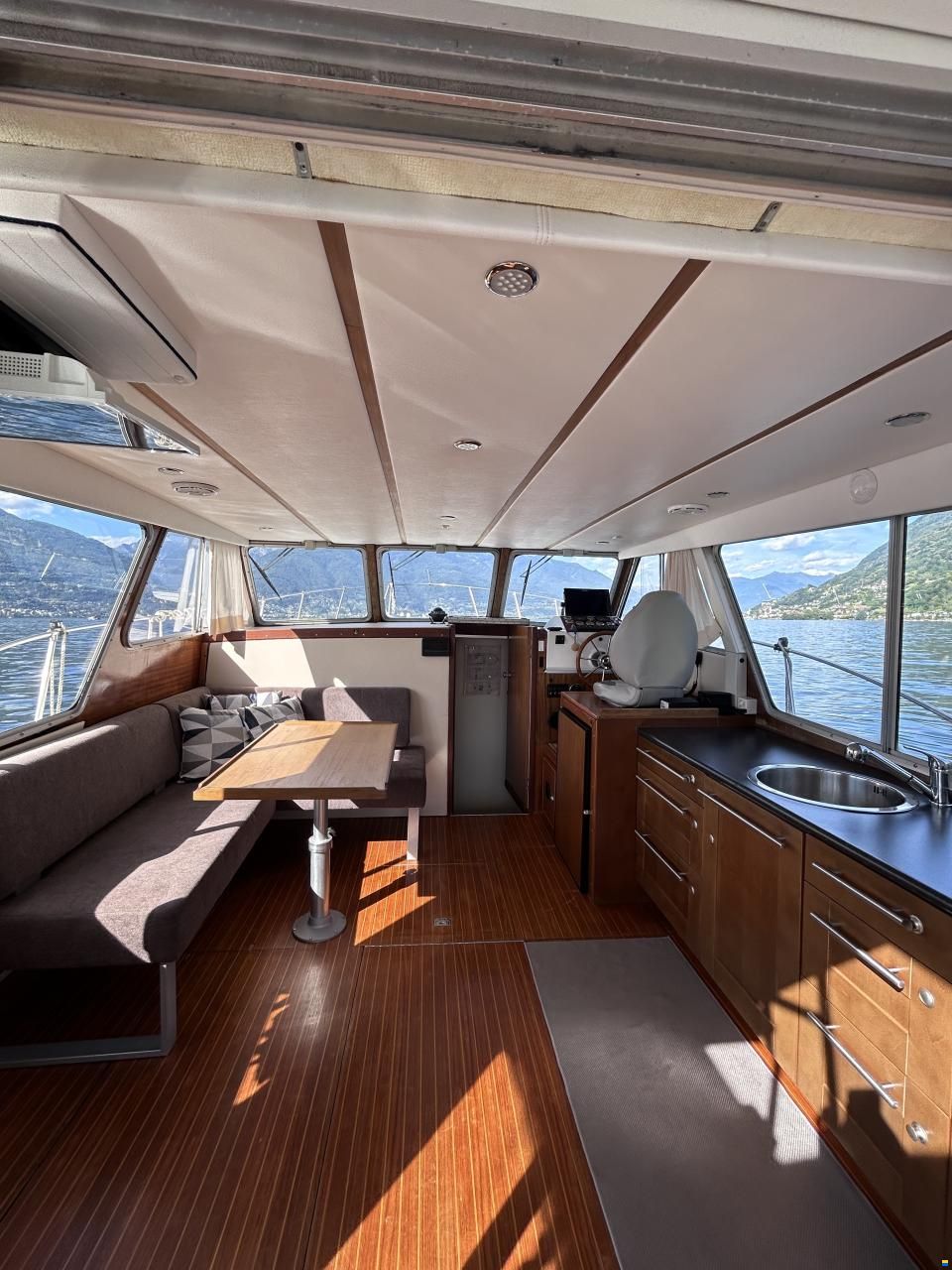 Tollycraft 37