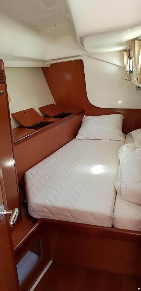 Beneteau Oceanis 46