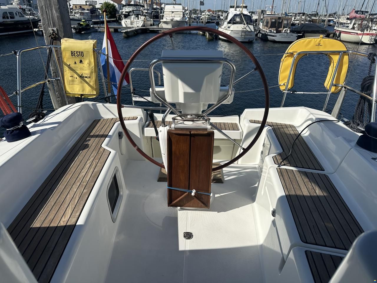 Jeanneau Sun Odyssey 33i