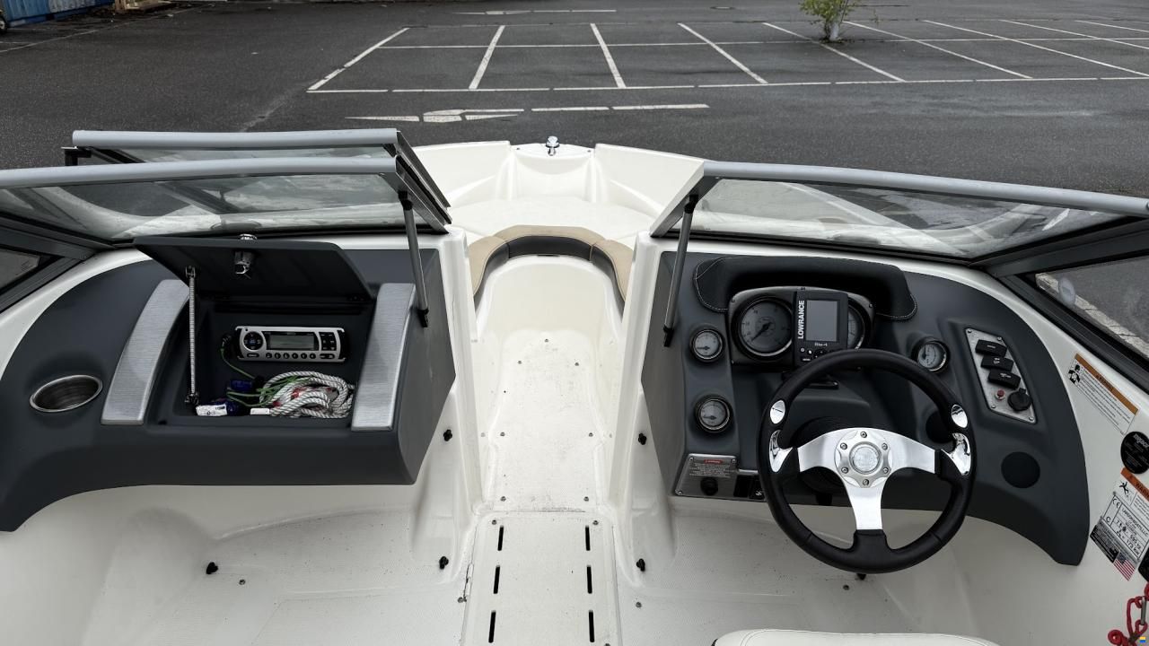 Larson 850 LX