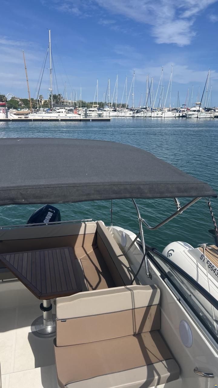 Quicksilver 805 Cruiser