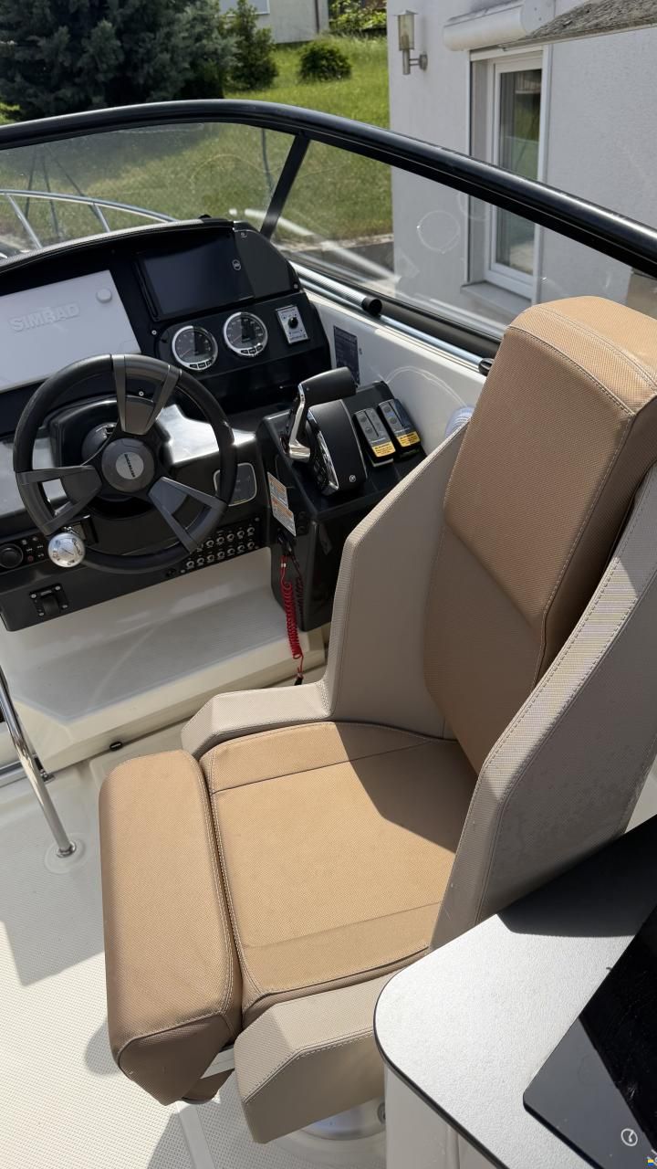 Quicksilver 805 Cruiser