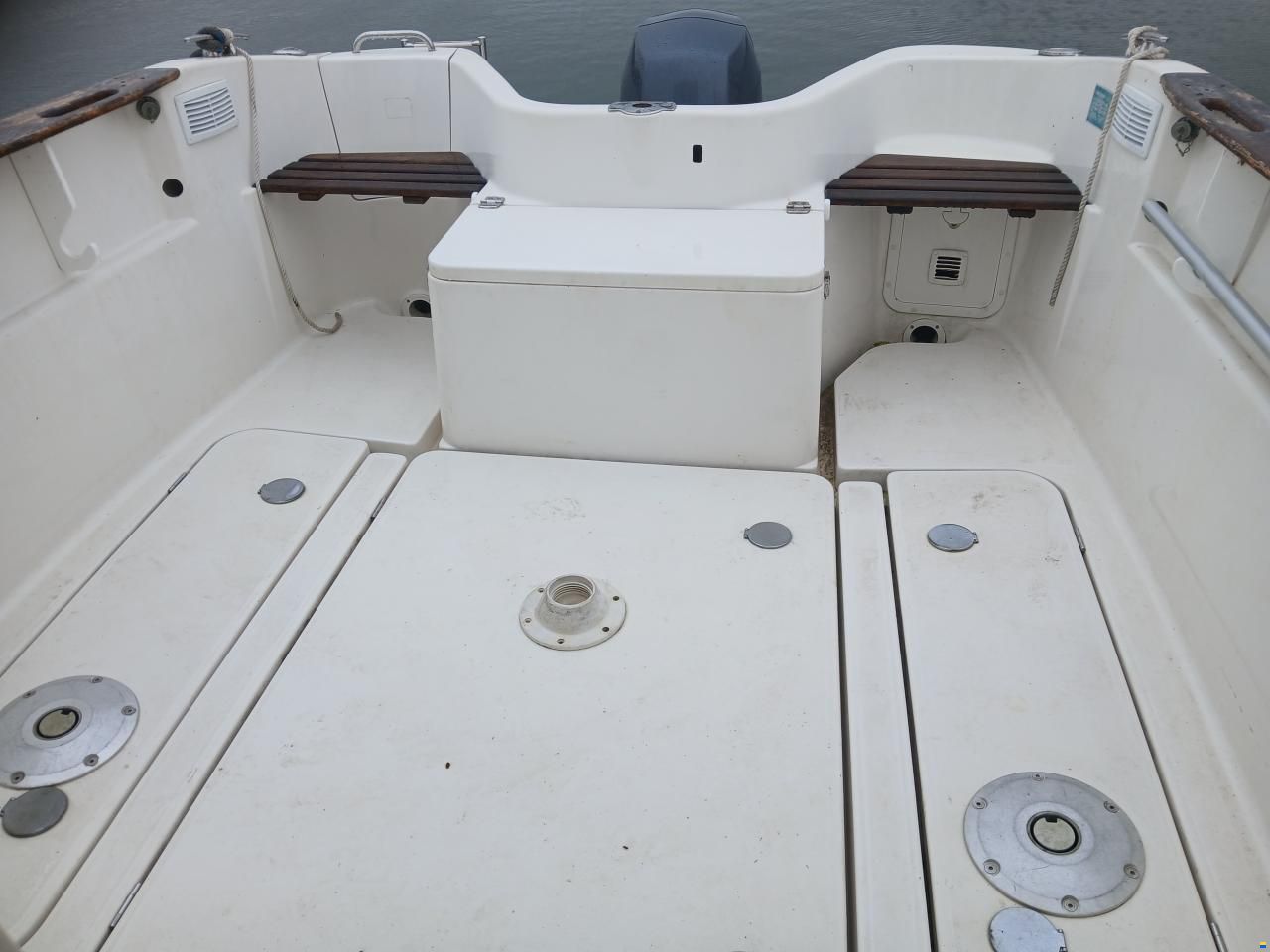 Quicksilver 640 Pilothouse