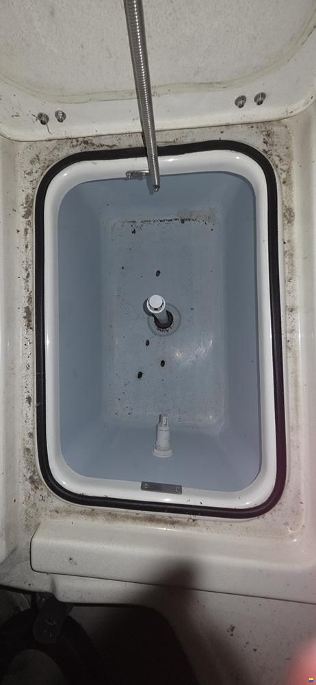 Quicksilver 605 Pilothouse