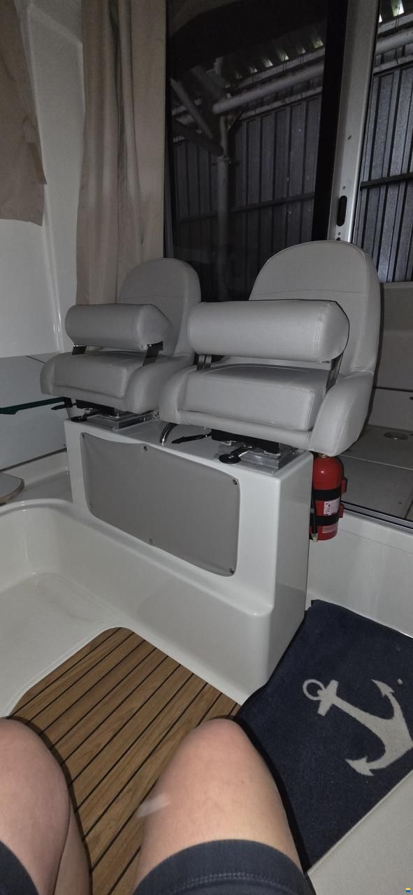 Quicksilver 605 Pilothouse