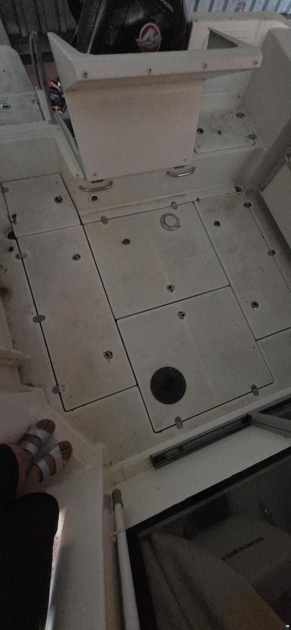 Quicksilver 605 Pilothouse
