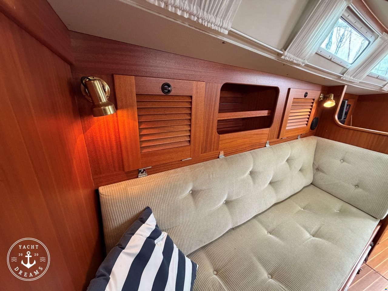 Hallberg-Rassy 31 MKII