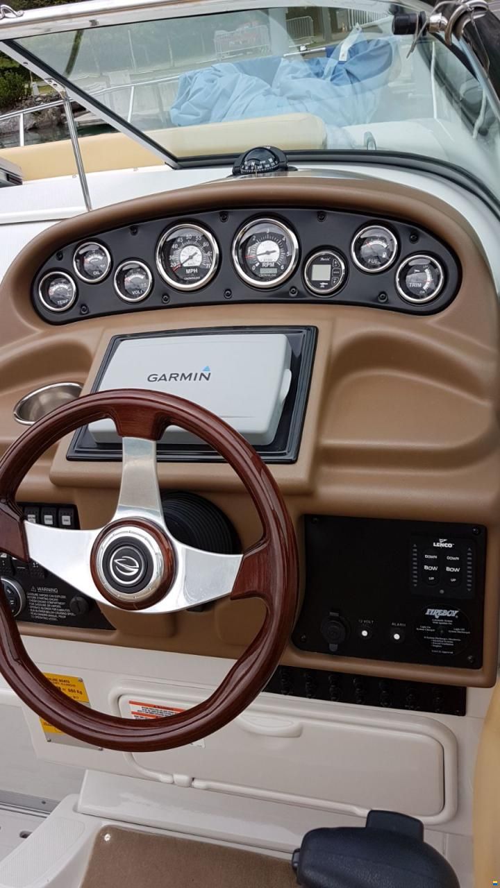 Crownline 280cr