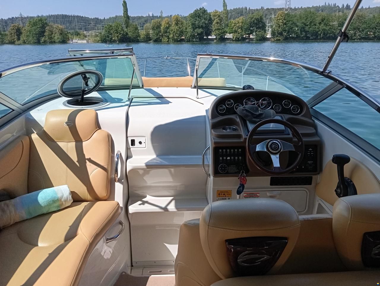 Crownline 280cr
