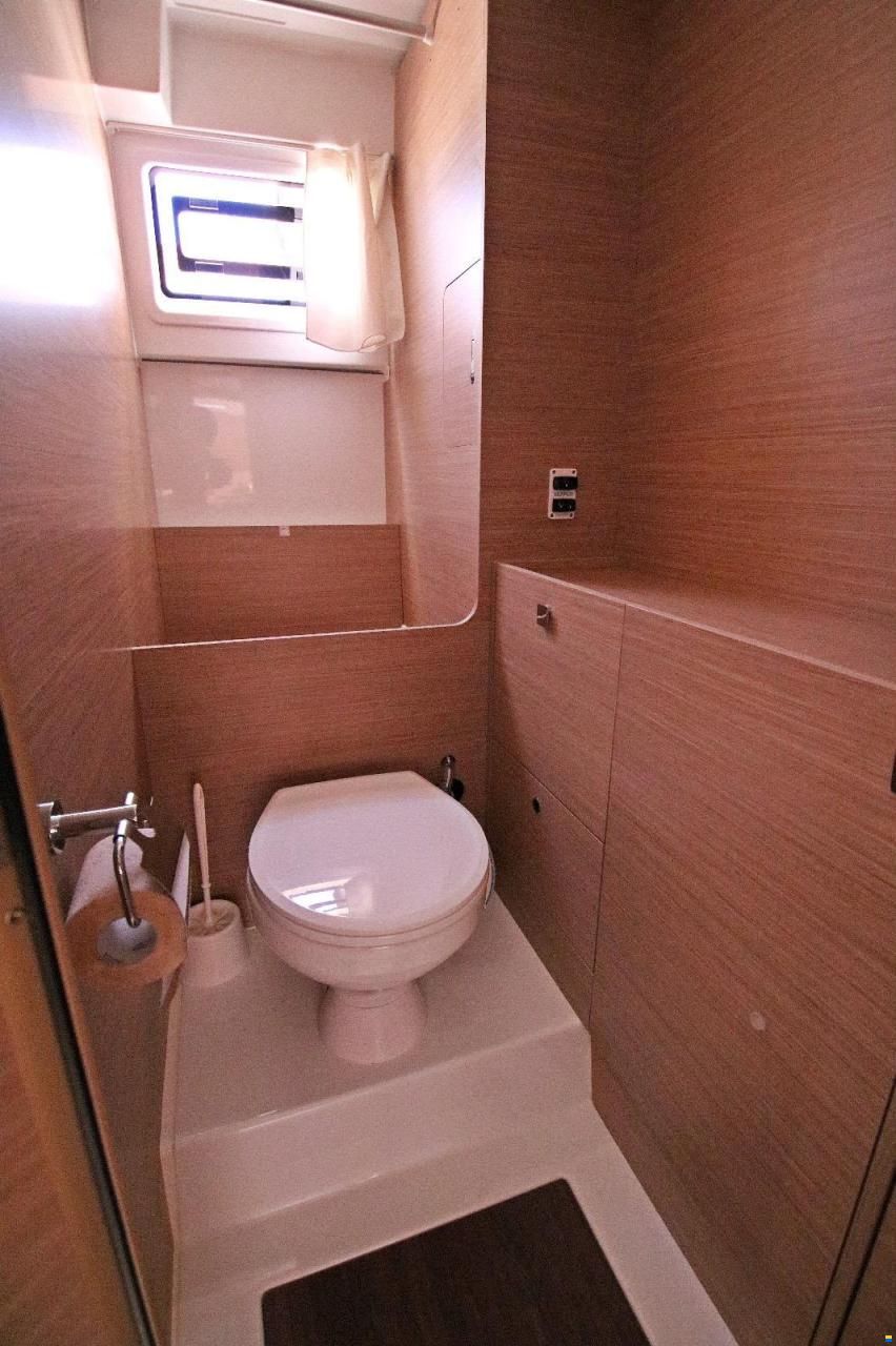 Lagoon 43