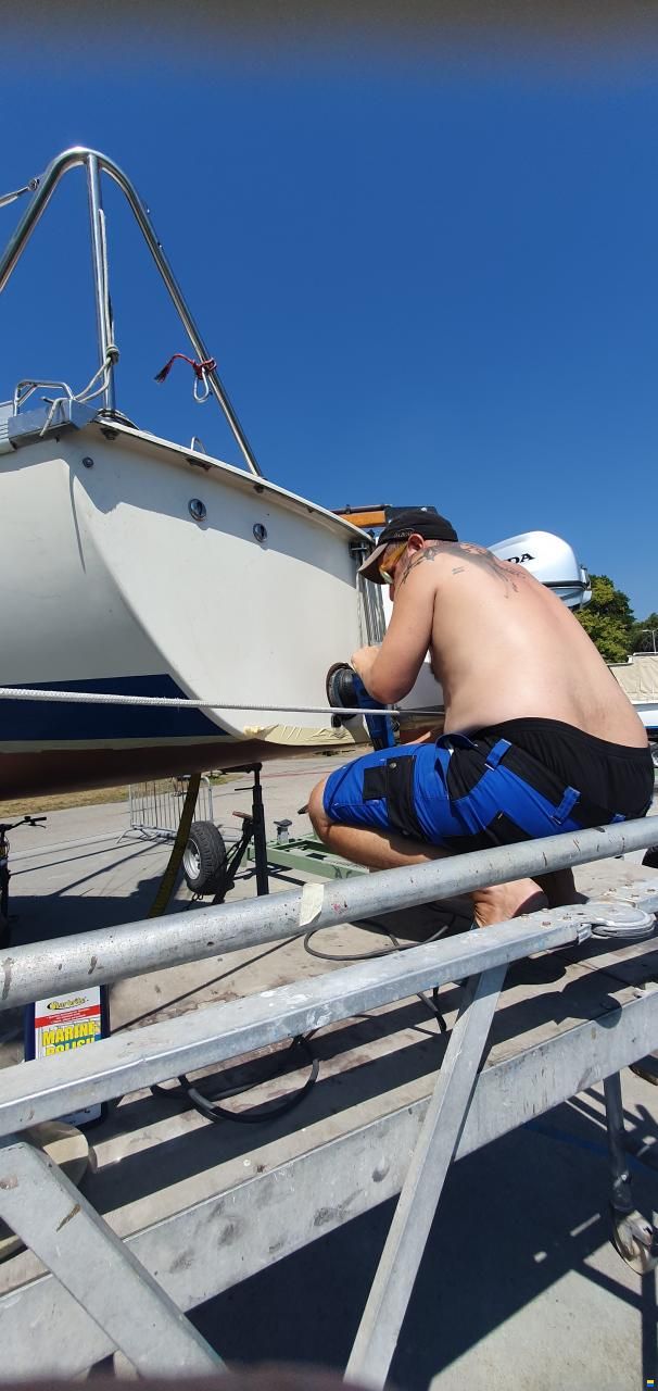 Bavaria 606
