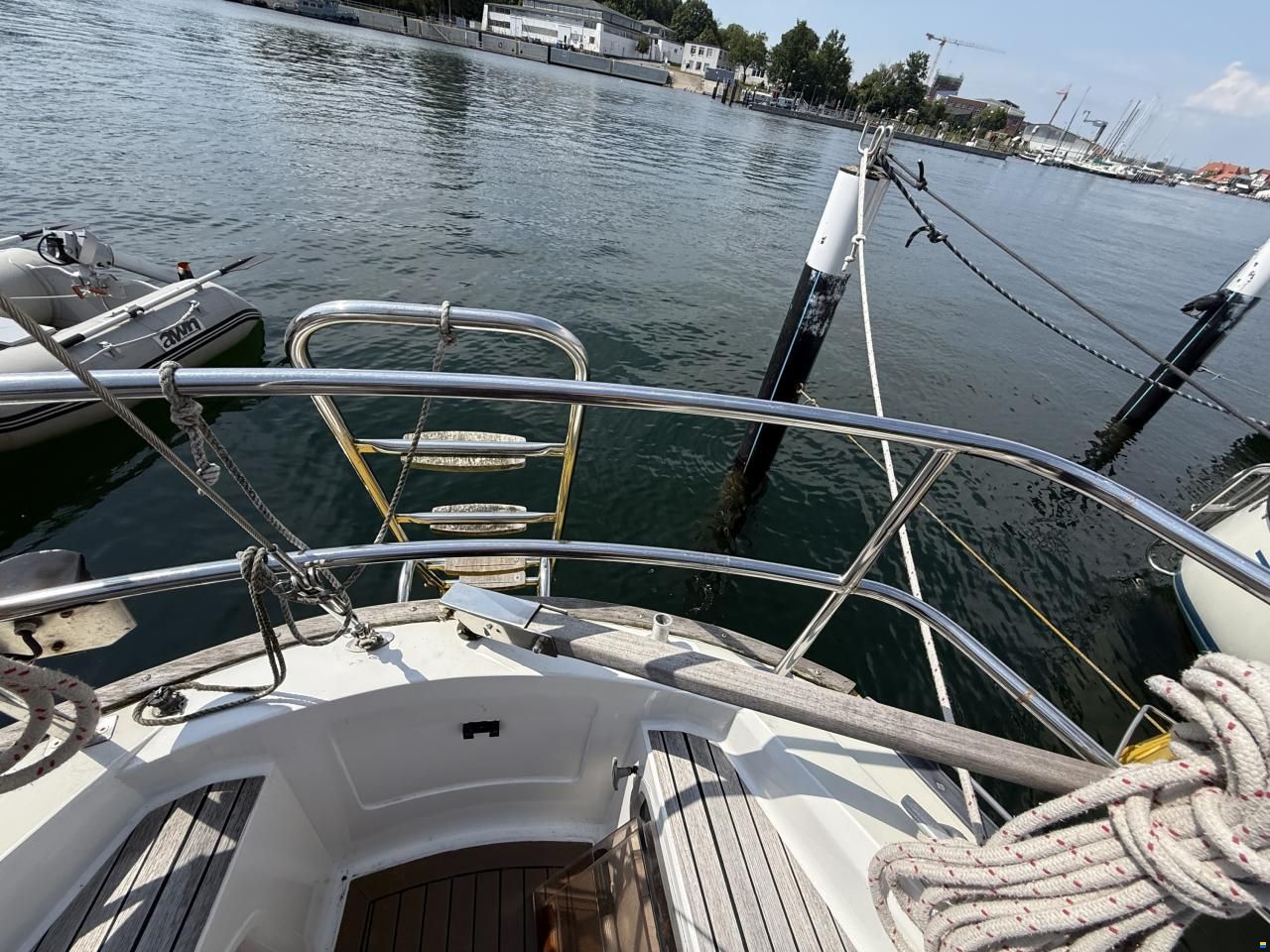 Mirage Boats 28