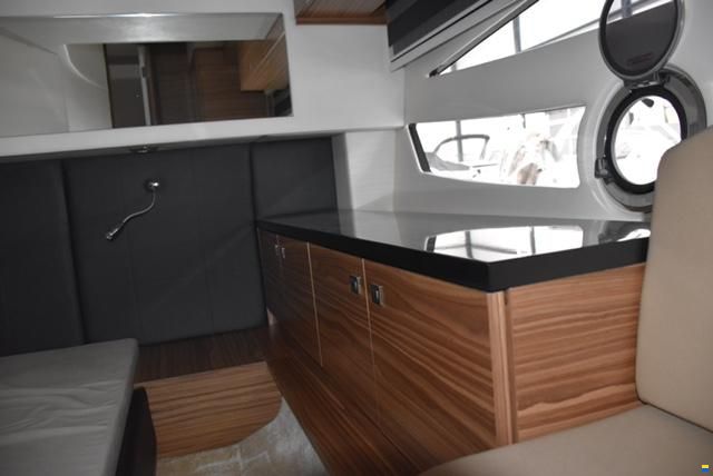 Cobrey 33 HT 2x220PS 2018