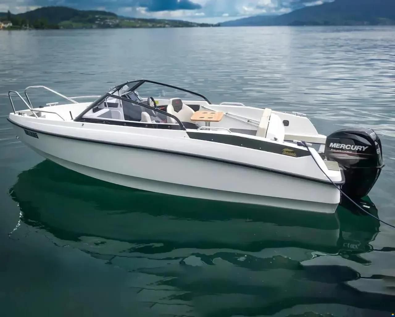 Bella 500 Bowrider