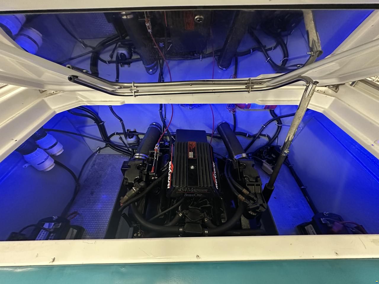 Formula 242 LS