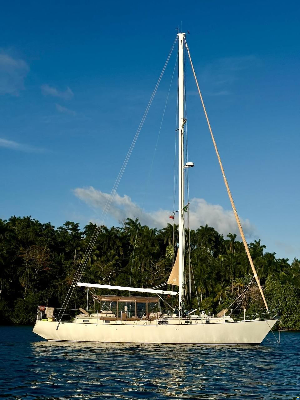 51' Doug Peterson Offshore Cruiser