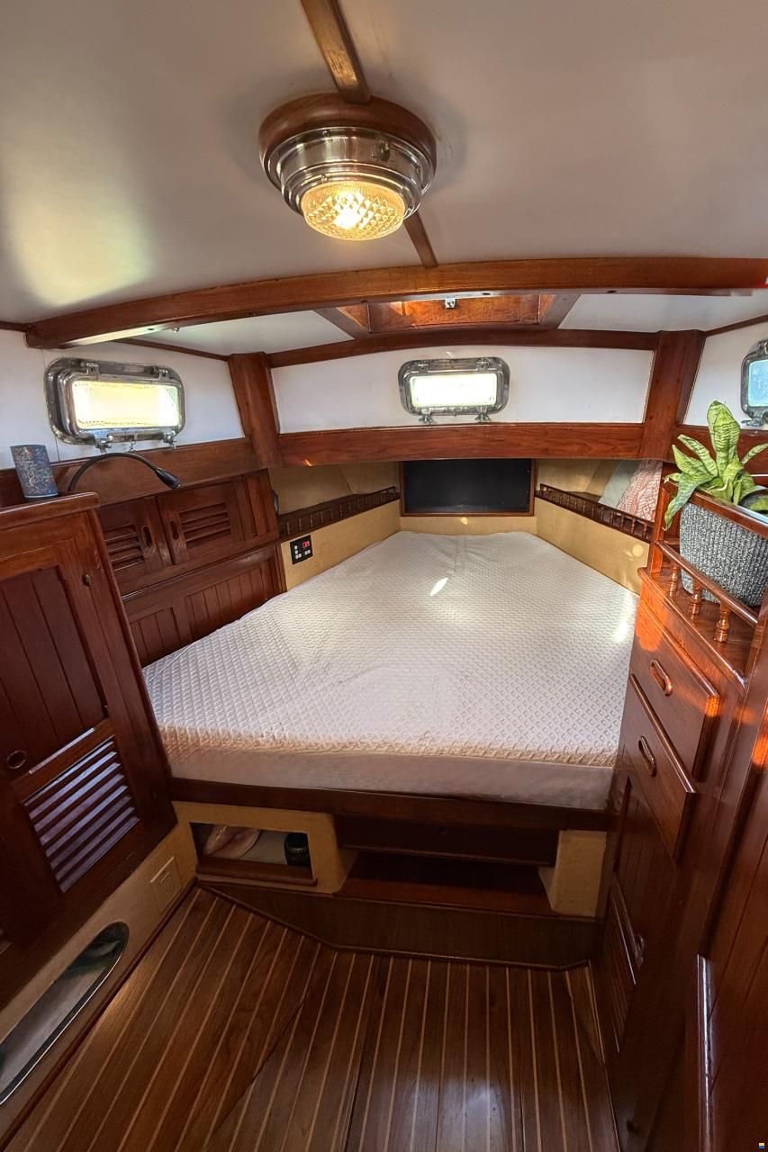 51' Doug Peterson Offshore Cruiser