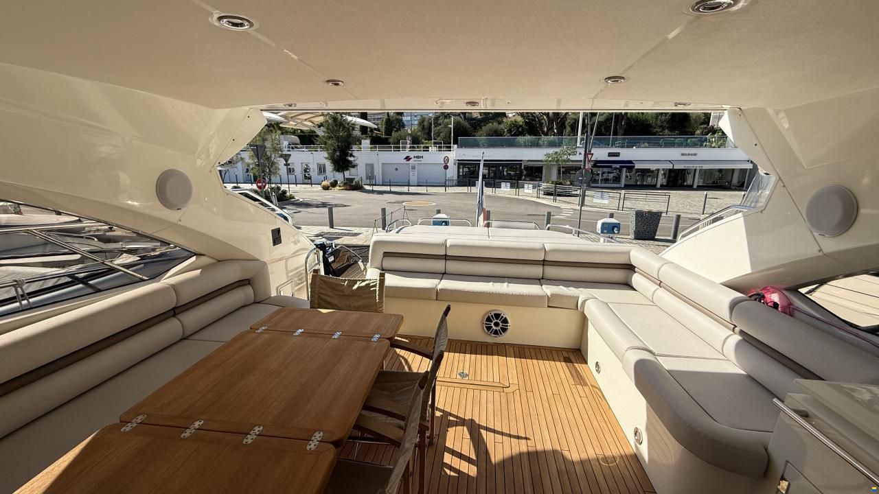 Sunseeker Predator 60