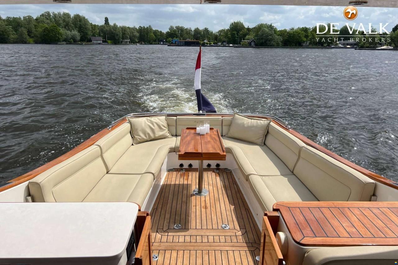 Long Island 40 Runabout