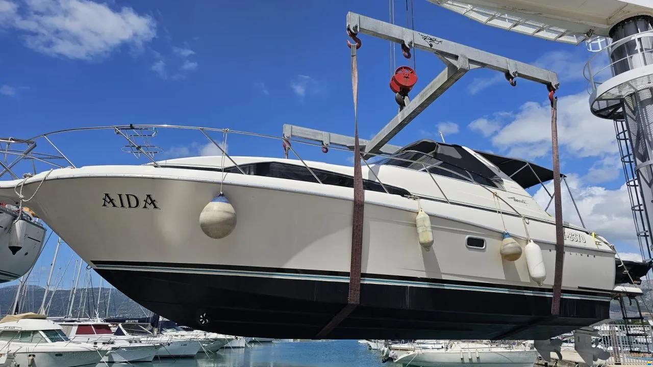 Bayliner 3255 Avanti Express Cruiser