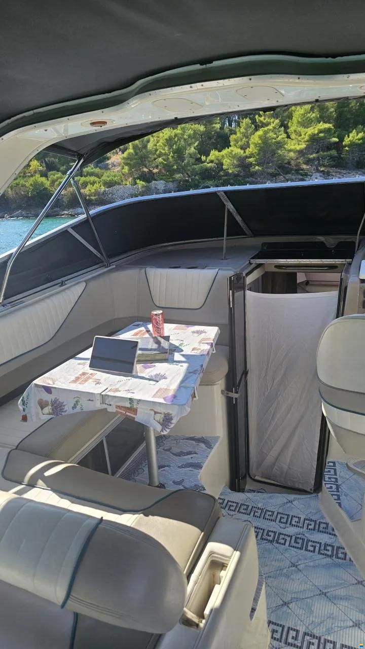 Bayliner 3255 Avanti Express Cruiser