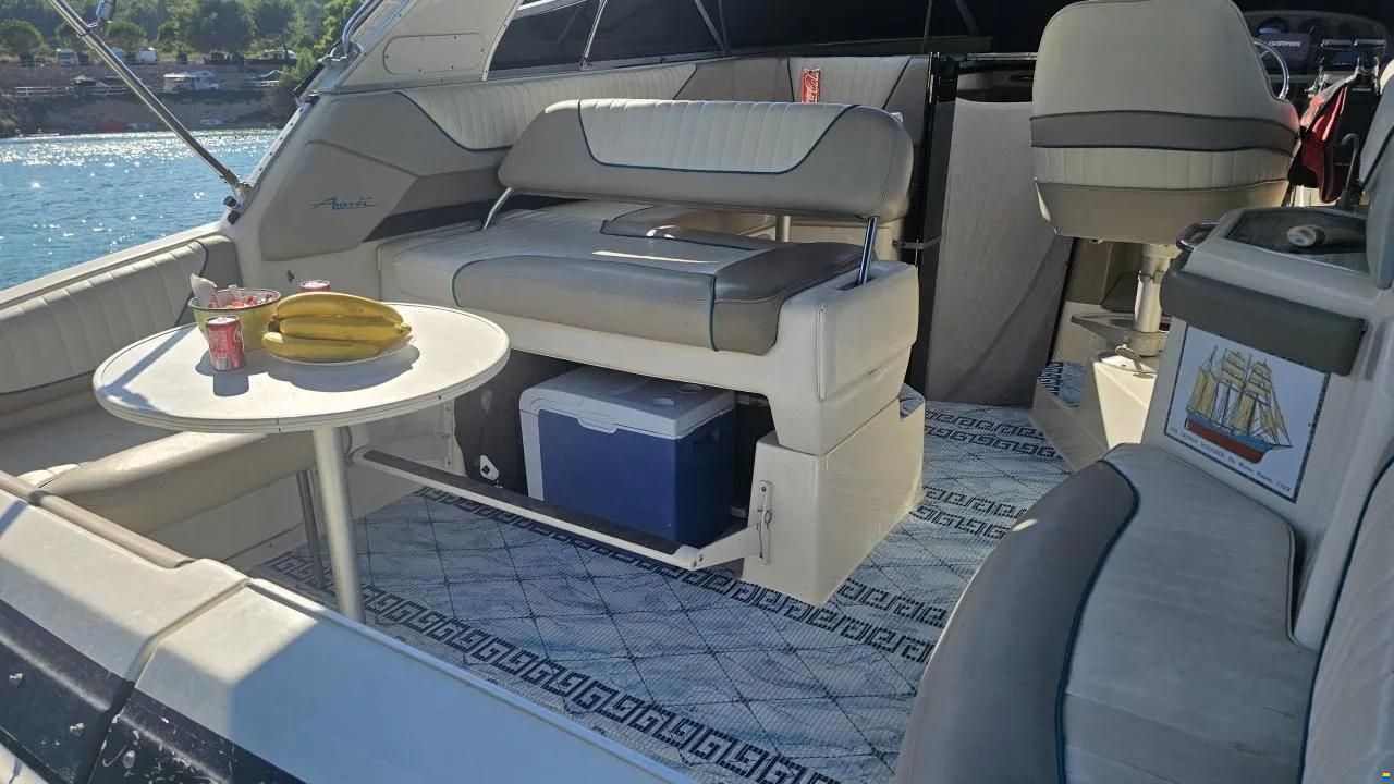 Bayliner 3255 Avanti Express Cruiser