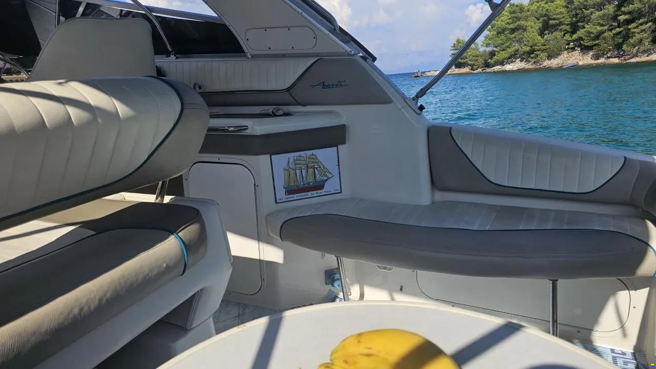 Bayliner 3255 Avanti Express Cruiser