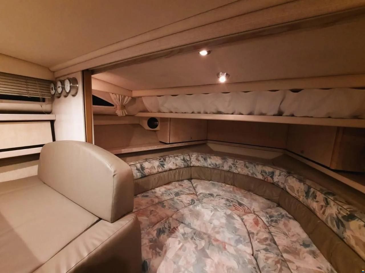 Bayliner 3255 Avanti Express Cruiser