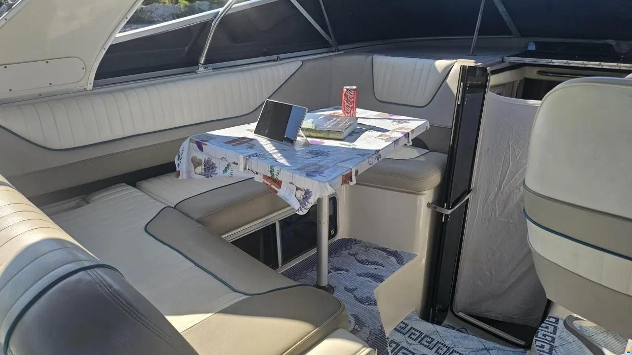Bayliner 3255 Avanti Express Cruiser