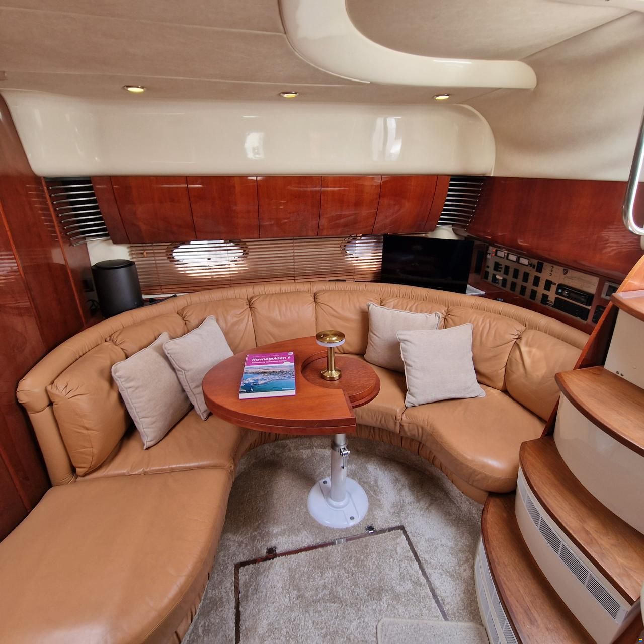 Fairline Targa 43