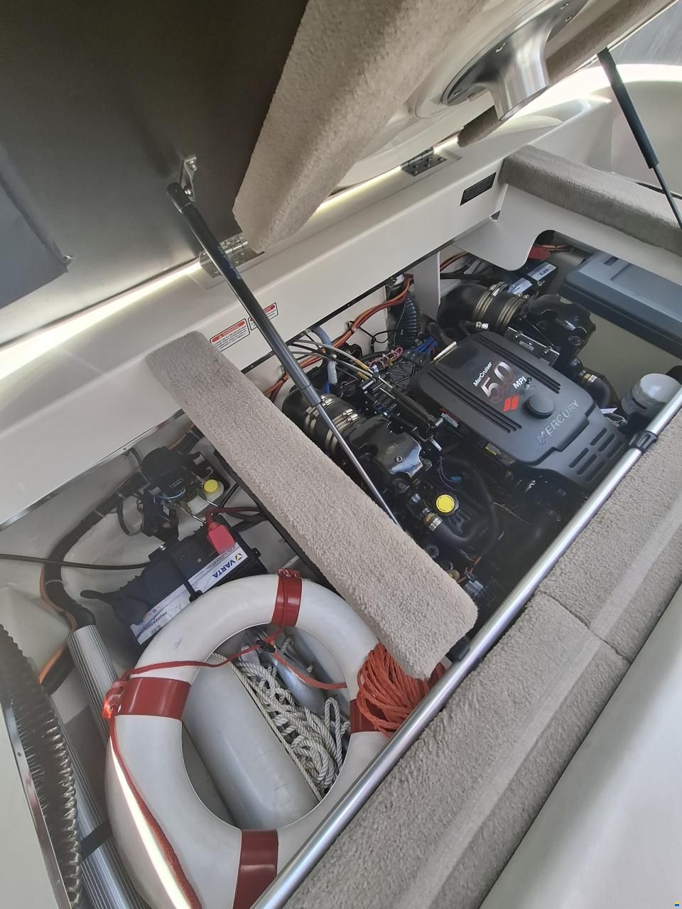 Sea Ray 220 Sun Sport