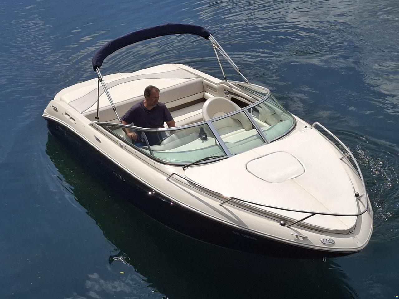 Sea Ray 220 Sun Sport