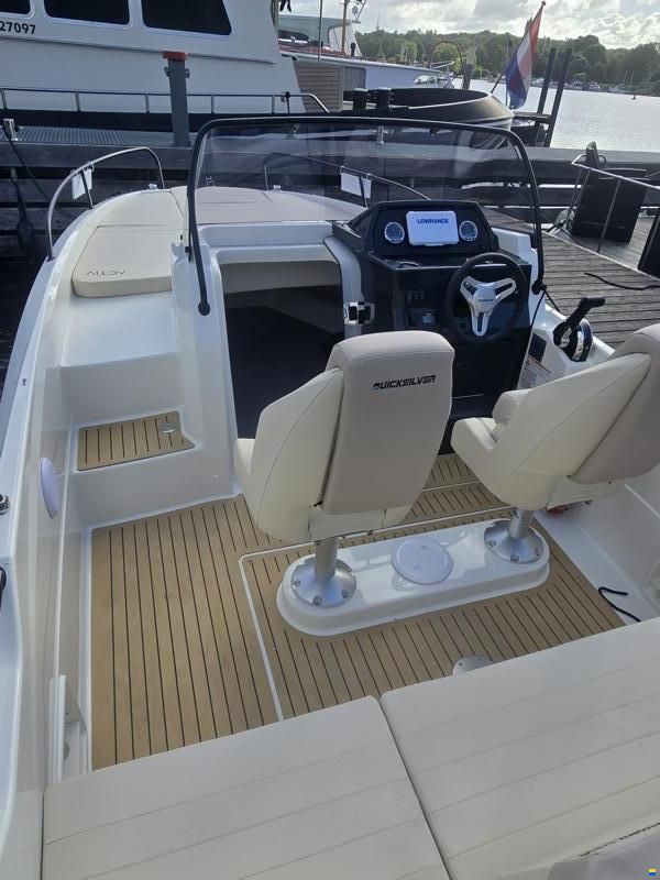 Quicksilver Activ 605 Sundeck mit 150PS
