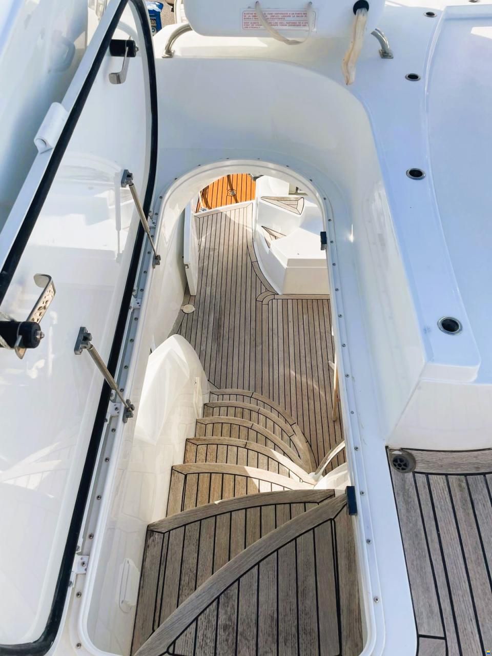 Sunseeker Manhattan 64