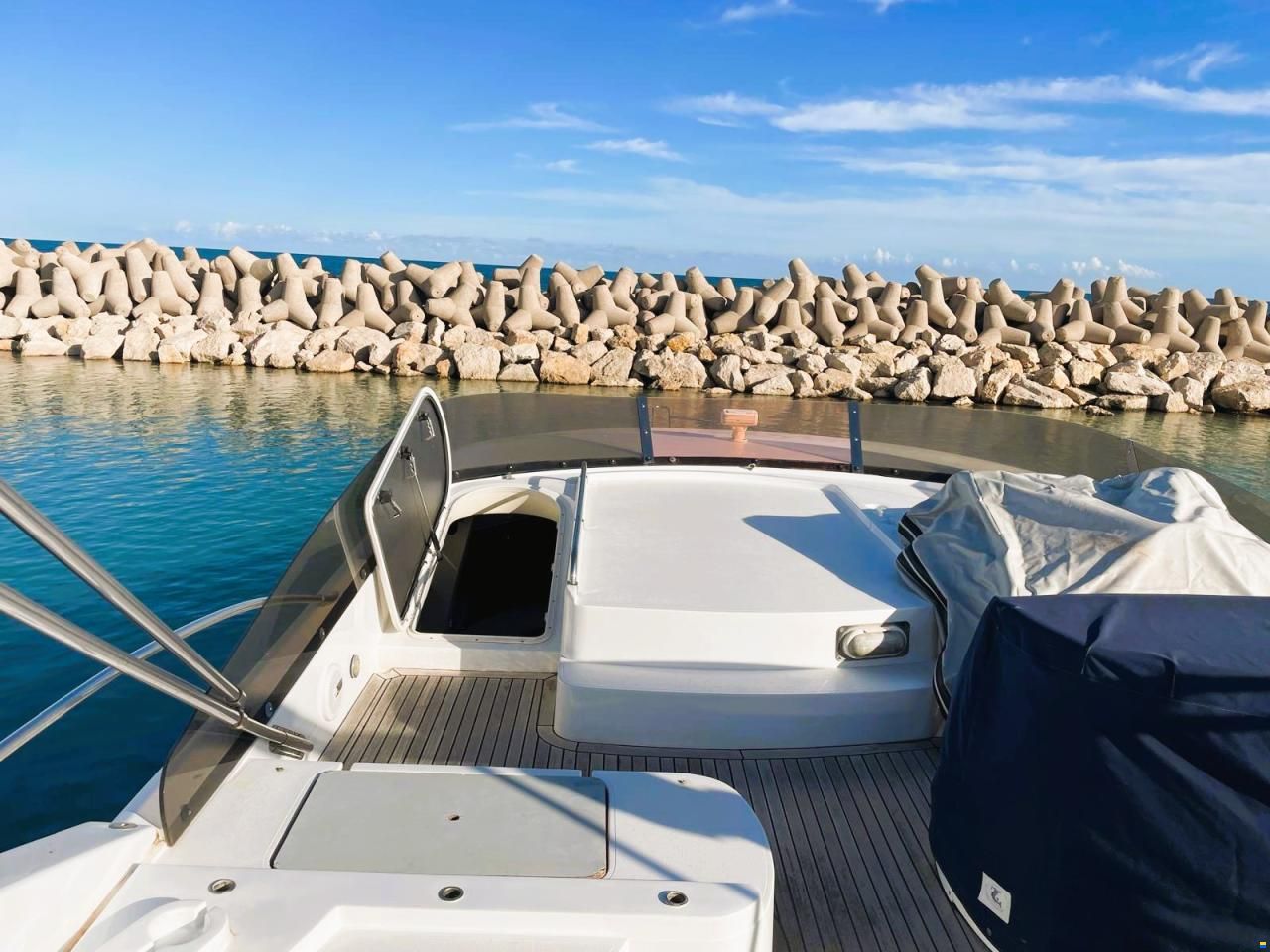 Sunseeker Manhattan 64