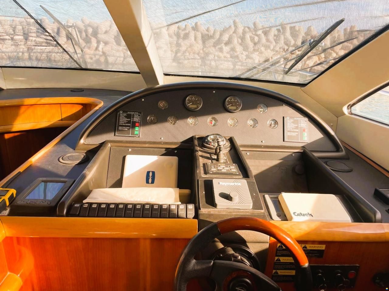 Sunseeker Manhattan 64