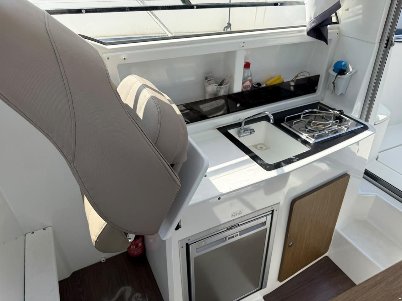 Beneteau Antares 8
