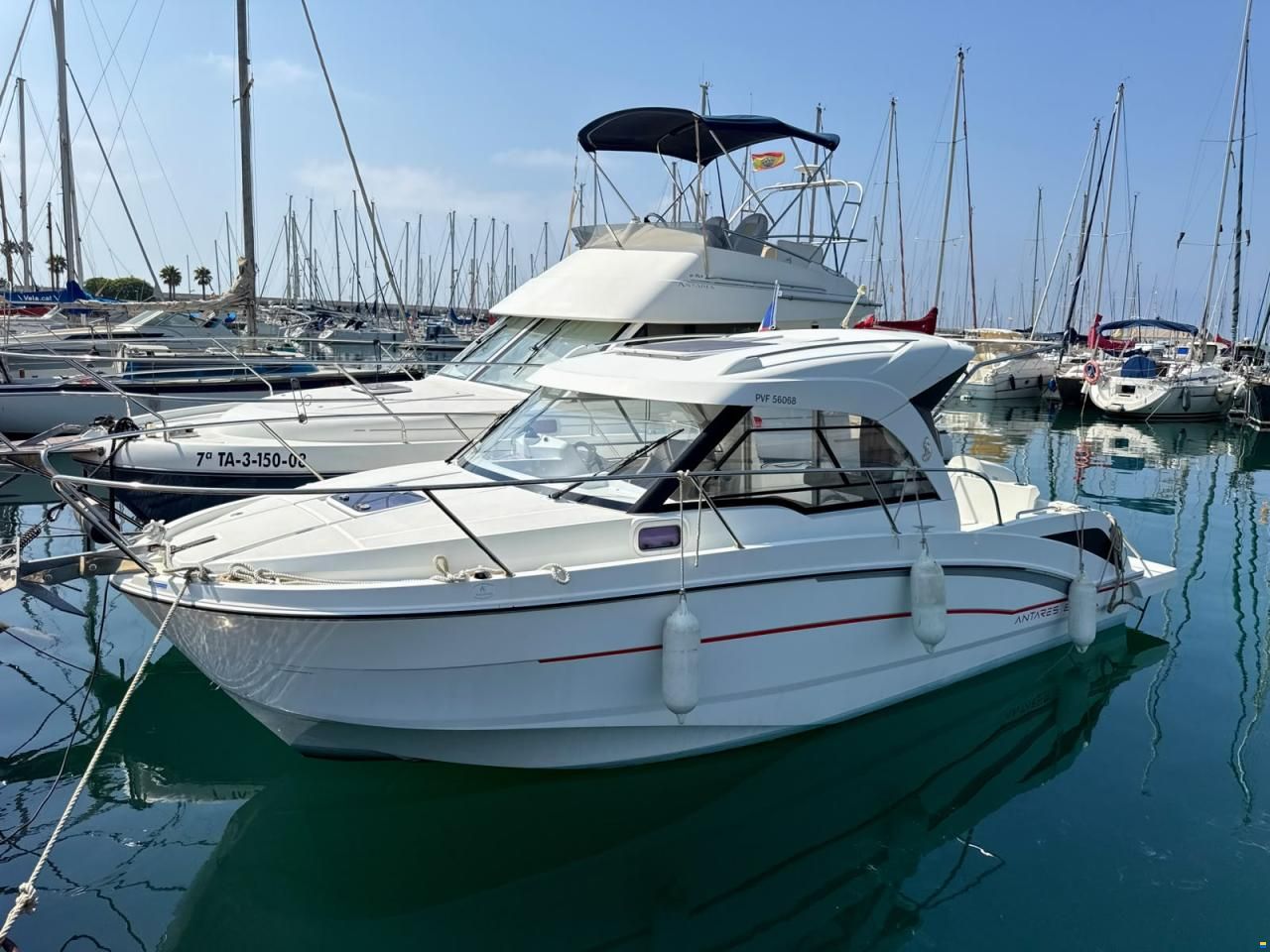 Beneteau Antares 8