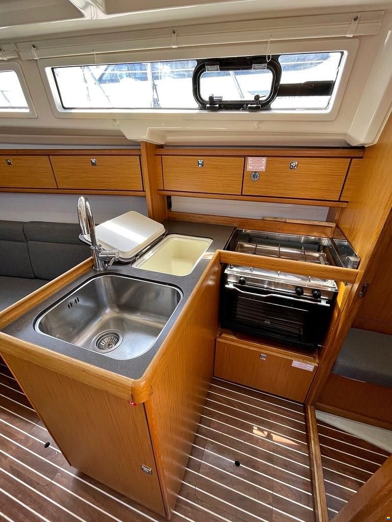Bavaria 33 Cruiser