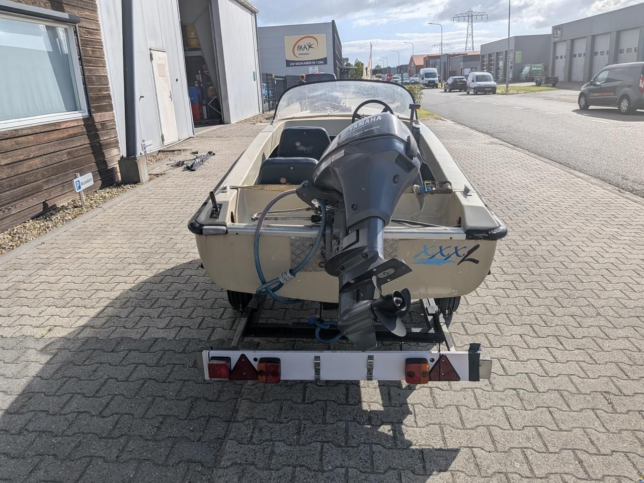 Boot met trailer